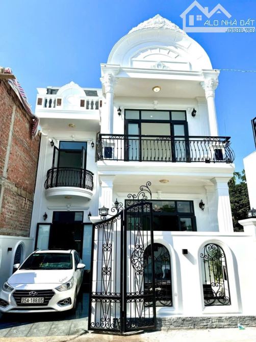 Căn Villa 2 Tầng Kiệt Oto Tam Thai Full Nội Thất - 2