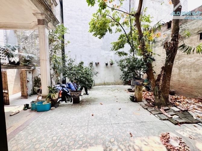 BÁN NHÀ HAI BÀ TRƯNG - HÀNG XÓM TIMES CITY - DT 155M x 2T. GIÁ BÁN 21.7 TỶ - 2