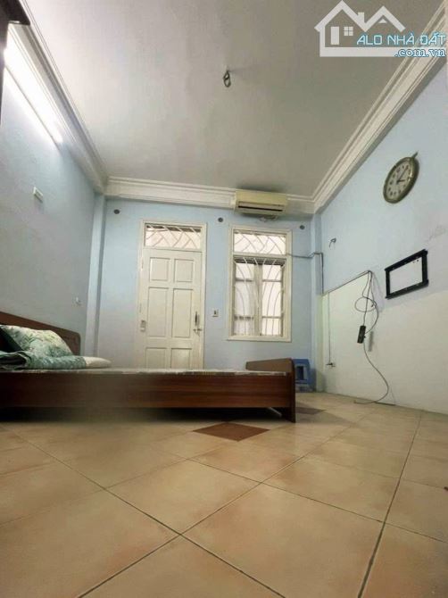 Bán nhà Đội Cấn, ngõ thẳng tắp, 2 thoáng vĩnh viễn, 42m², 7.5 tỷ, 4 tầng, 3.6m mặt tiền - 2