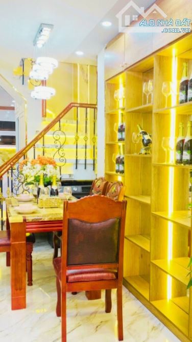 🏠 BÁN GẤP ÂU CƠ, P.5, Q.11, 133M2 - 9.X TỶ. - 2
