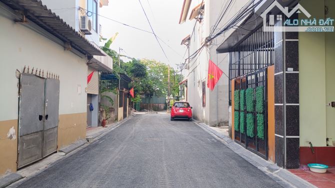 Bán đất Tằng My Nam Hồng - Vị trí vàng trung tâm, sát  mặt phố!  Diện tích: 65m² - 2