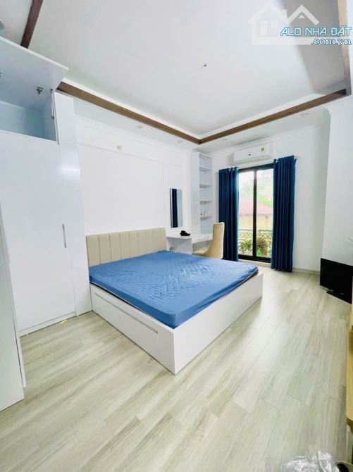 ĐỘI CẤN LÔ GÓC 37M2- 5 TẦNG GIÁ 10.5 TỶ - 2