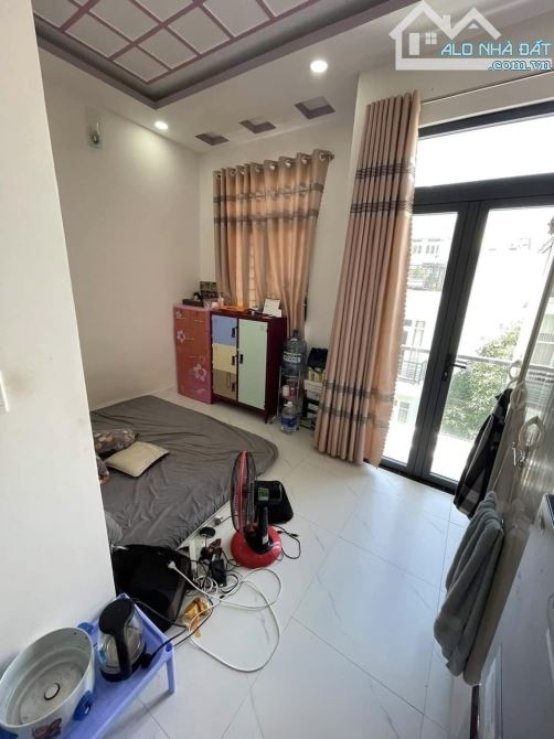 Bán CHDV ngang 6M dài 15M,thu nhập 40triệu/tháng Hẻm 4M,ngay Nam Long Trần Trọng Cung Quận - 2