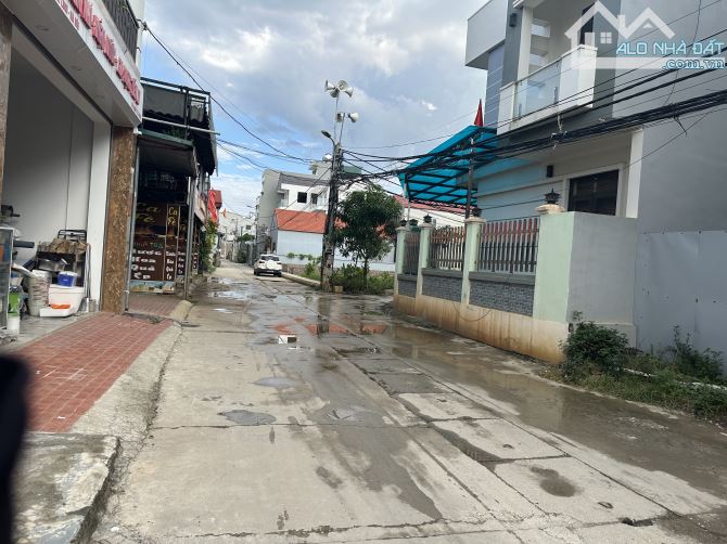63m thị trấn quang minh đường ô tô tránh kinh doanh - hàng xóm dân trí cao Tc nhỉnh 3 tỉ - 2