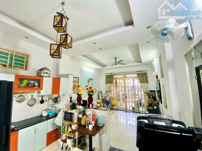 KHU ĐỒNG BỘ - PHẠM VĂN CHIÊU - HXH 8M - 98M² - 4 TẦNG - 8PN - 2