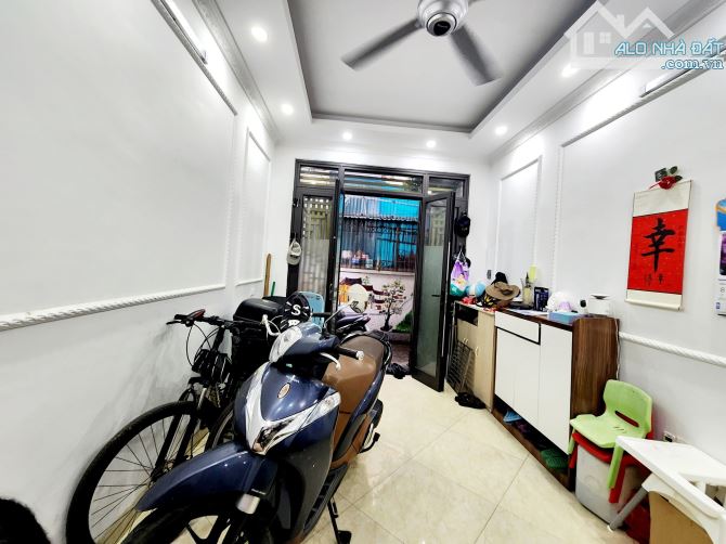 BÁN NHÀ PHAN ĐÌNH GIÓT, DT 33M, 5T, MT 3,2M, GIÁ 7,2 TỶ. - 2