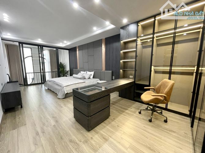 Siêu Phẩm Duplex 65m² x 5T Thang Máy phố Ngọc Thuỵ, Long Biên, tặng Nội thất - 2