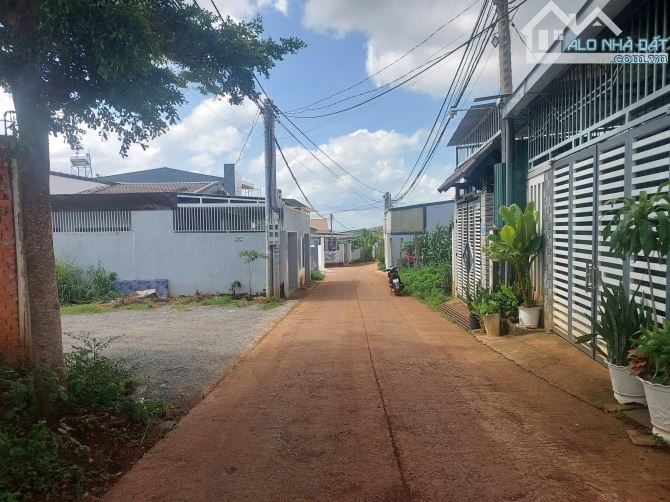 💥💥💥ĐẤT ĐẸP XÂY BIỆT THỰ💥💥💥 Bán lô đất siêu vip hẻm 442 Ymoan ngay khu dân cư đông đú - 2