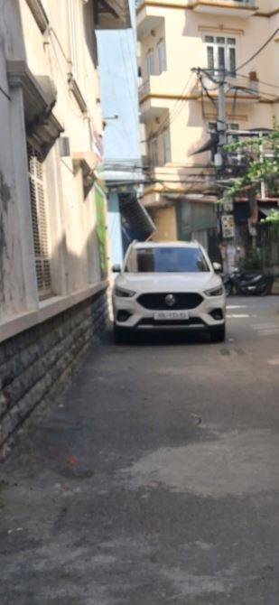 BÁN NHÀ : PHỐ KIM GIANG - PHƯỜNG THANH LIỆT - LÔ GÓC - 30M - 8 TỶ- 5 TẦNG - 2