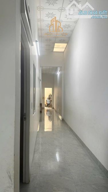BÁN NHÀ CẤP 4 MẶT TIỀN ĐƯỜNG NƠ TRANG GƯH. DT: 5,3 x 34M. GIÁ: 4 TỶ 480 TRIỆU - 2