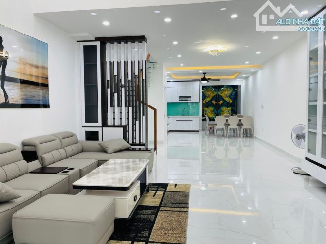 88m2 (4.9 × 18) - NHÀ MỚI ĐẸP CHU VĂN AN - XE HƠI VÀO NHÀ - 3 PN - CHỈ 12 TỶ - 2