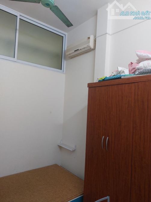 BÁN NHÀ 3 TẦNG- ĐỦ CÔNG NĂNG- GẦN PHỐ- SỔ ĐỎ CHÍNH CHỦ- GIAO DỊCH NGAY - 2