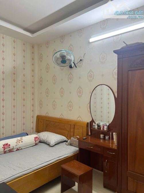 BÁN NHÀ 216M2(150M2 THỔ CƯ ĐƯỜNG NGUYỄN HIỀN GẦN BIỂN BÃI SAU GIÁ 18,5 TỶ - 2