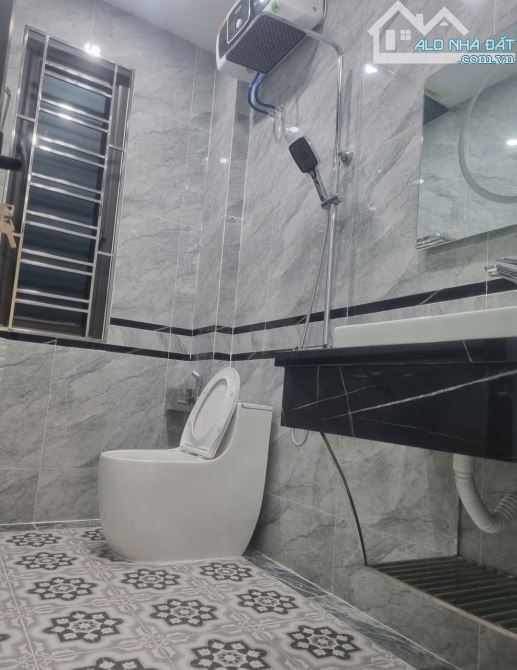 Bán nhà Ngô Gia Tự, Đằng Lâm, Hải An, Hải Phòng. 4 tầng, 44m2, 3,98 tỷ. Ngang 5,6m, ngõ 2, - 2