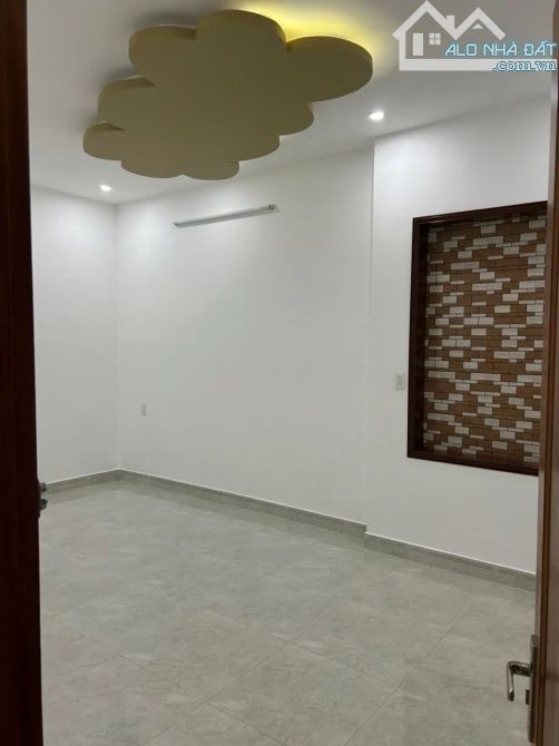 CHỦ ĐI MỸ GỬI LẠI CĂN NHÀ 3 TẦNG MẶT TIỀN LÊ THANH NGHỊ HẢI CHÂU, ĐÀ NẴNG GIÁ CHỈ 13 TỶ - 2