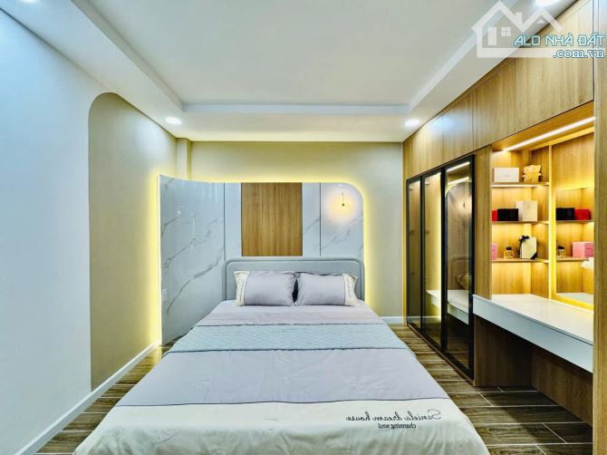 🏠Nhà Hẻm 5m Nguyễn Văn Khối, P11💎4x11m 4 Lầu 4PN 3WC💎Nội Thất Cao Cấp💎8,2 Tỷ - 30