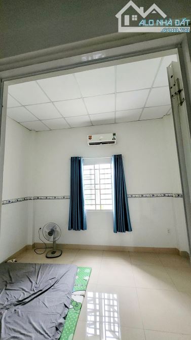 Nhà 1 Lầu 4x15m Đường Thạnh Xuân 33, P.Thạnh Xuân Quận 12 Giá 6.5tr/th Cọc 1th - 3