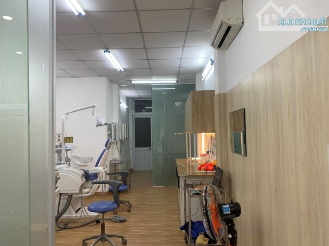 Mặt tiền đường Nguyễn Tất Thành chỉ 2,7x tỷ - 3