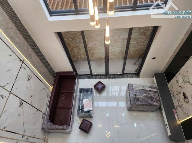 SIÊU PHẨM GIÁP Q6,NGAY LÝ CHIÊU HOÀNG,AN DƯƠNG VƯƠNG 5 TẦNG,56M2(4.4×13),4PN,ĐƯỜNG XE TẢI - 3