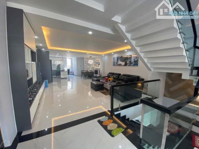 BÁN NHÀ 6X27M ĐÚC 3 TẤM MẶT TIỀN TRUNG MỸ TÂY 19 - Q12 - 3