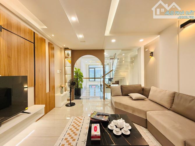 Lê Đức Thọ - Gò Vấp - 64m2 - 5 Tầng - 9.8 tỷ - Hẻm Ô tô - Hoàn công - SHR - 8