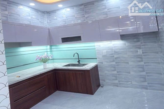 Bán nhà hẻm xe hơi, Huỳnh Văn Nghệ, Tân Bình, 27 m² (3m x 9m), 2 tầng - Giá 4.2 tỷ TL - 3