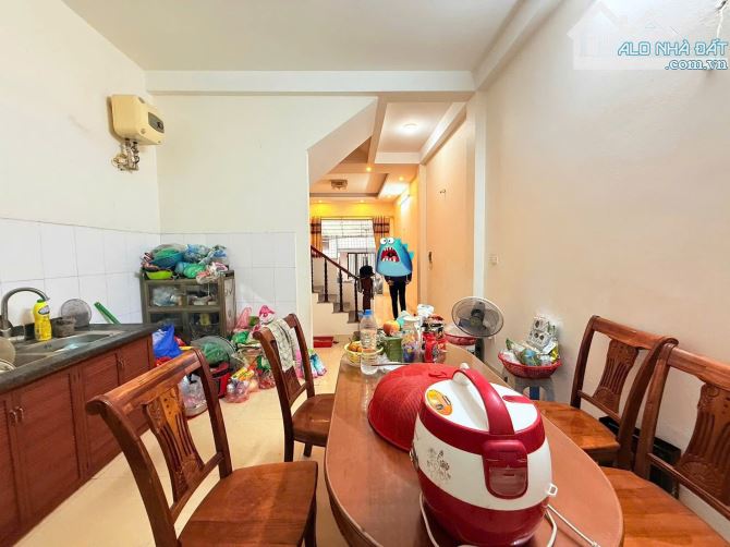 Giá Đầu Tư...Vương Thừa Vũ, Thanh Xuân - Phân Lô, Oto Tránh...51m2 x 4 Tầng, Mặt Tiền 4.1m - 3