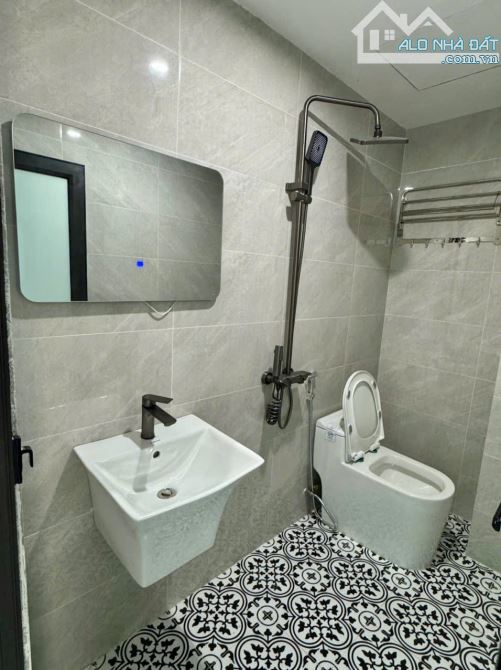 Nhà oto lùi cửa Phường Chương Mỹ, Giá hấp dẫn chỉ 2,7 tỷ. 32m2*4T, 4PN - 3