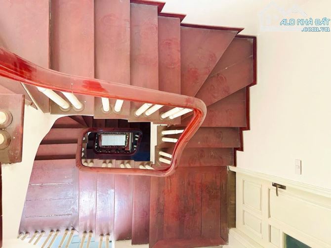 HÀNG HIẾM ! BÁN NHÀ MP NHÂN HOÀ - KINH DOANH - SÁT HAPULICO 70M 5T MT 5M 3X TỶ - 3