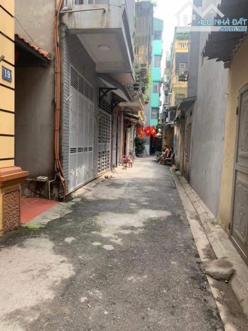 NGUYỄN VĂN CỪ - LONG BIÊN  NHÀ 3 THOÁNG-FULL NỘI THẤT Ở LUÔN-GẦN PHỐ-GẦN CẦU CHƯƠNG DƯƠNG - 3