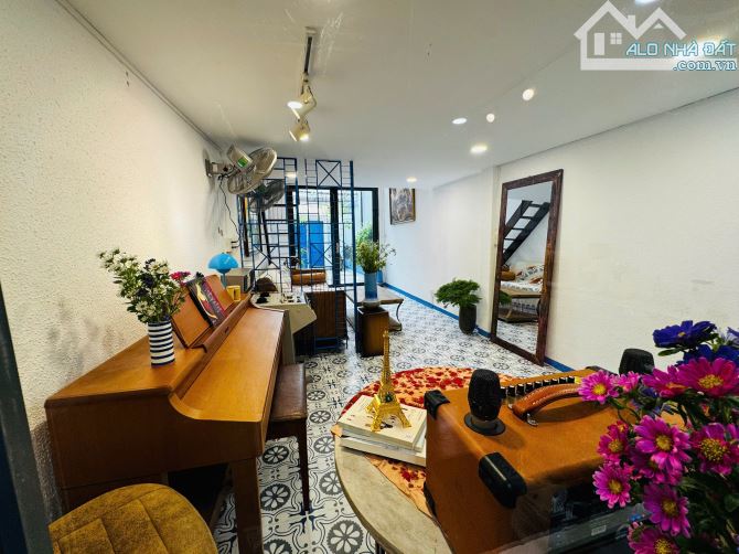 Đường Hồng Bàng ,Nha Trang cách biển Nha Trang 600m - 3