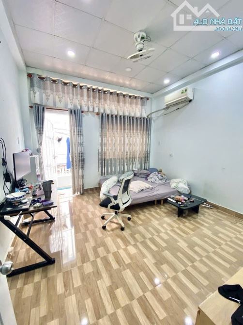 Nhà 2 tầng kiên cố xe hơi vô nhà ngủ, hẻm 8m thông, 3.9m X 11.25m, chỉ 5.95 tỷ. - 3