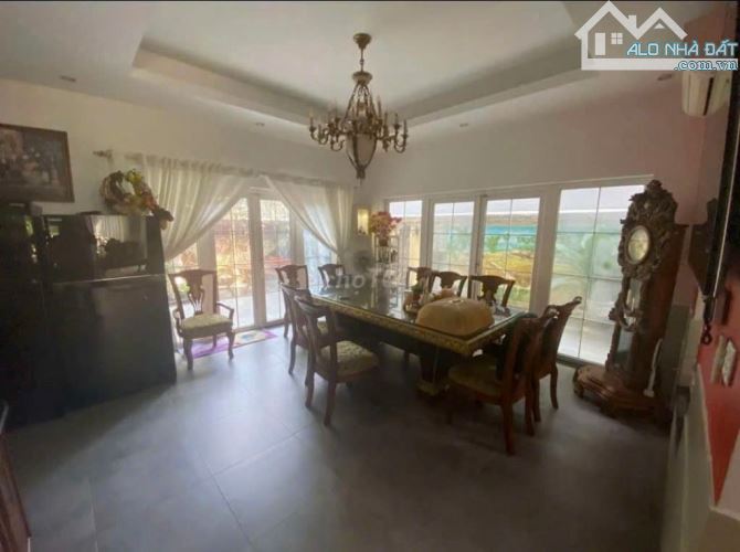Siêu Phẩm, Bán Biệt Thự Hoa Hồng, Phường Bình An, Quận 2. 10.5x28m - 3 Lầu áp mái - 3