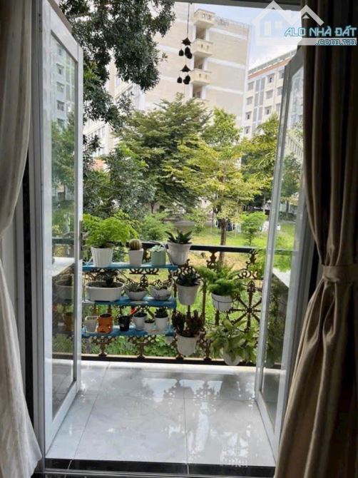 Nhà 4 tầng cực đẹp - Đường ôtô 8m - Nội thất cao cấp - Nhỉnh 7 tỷ TL - Khu dân cư văn minh - 3