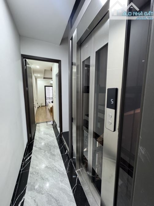 NHÀ ĐÔNG TÁC - NGÕ NÔNG - GẦN ĐƯỜNG OTO - THANG MÁY - FULL NỘI THẤT - 33M2 GIÁ CHỈ 10,3 TỶ - 3