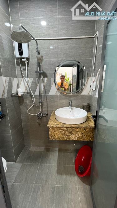 🏡✨ CHO THUÊ CĂN HỘ FULL NỘI THẤT 2PN – TRUNG TÂM ĐỀ THÁM, QUẬN 1 ✨🏡 - 3