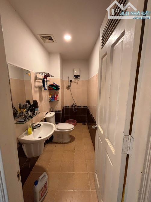 Cần bán chung cư Khánh Hội 2, 360A Bến Vân Đồn, Phường 1,Quận 4, Diện tích 75m2, 2 phòng - 3