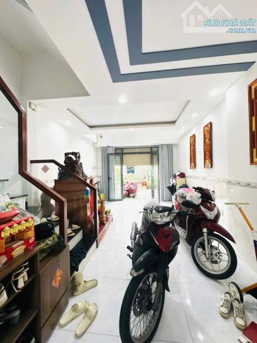 Bán nhà vị trí kinh doanh - thu nhập 400tr/năm - đường số Tân Quy - ngang 6,5m - chỉ 6tỷ5 - 3