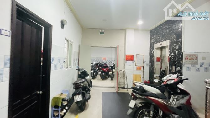 DT KHỦNG 190M2 - CHDV 32 PHÒNG - THANG MÁY - THU NHẬP 120 TR/THÁNG - VƯỜN LÀI TÂN PHÚ - - 3