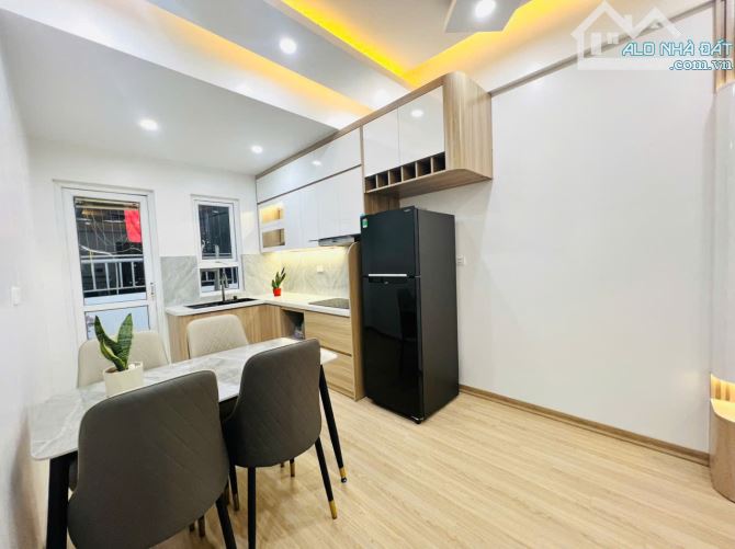 BÁN CĂN HỘ 2PN - 2WC FULL NỘI THẤT CAO CẤP, VIEW ĐẸP TẠI KĐT LINH ĐÀM - GIÁ CHỈ NhỈNH 4,7T - 3