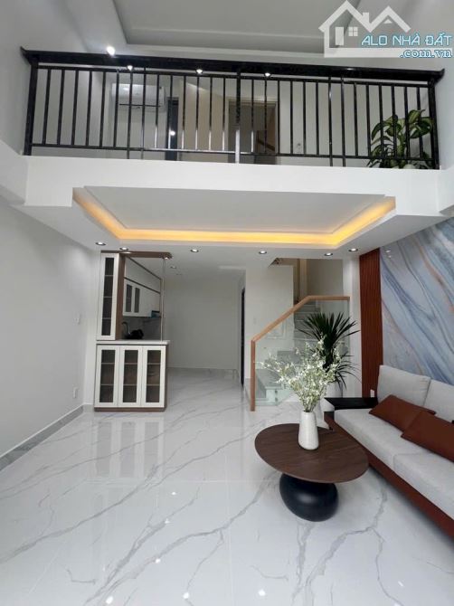 BÁN NHÀ 2 MẶT TIỀN HẺM TRẦN HƯNG ĐẠO Q1 . NHÀ 4 TẦNG CHỈ 14.2 TỶ TL - 3