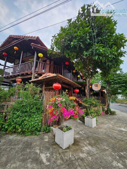 Villa Lô Góc 200m2 Phong Cách MỘC, Dòng Tiền Làng Chài 5PN cách biển 300m - 3
