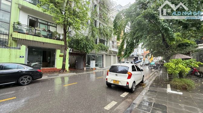 Nhà 40A Võng Thị, Tây Hồ, 175m², Mặt Tiền Rộng, Giá 60 Tỷ - Tiện ích đầy đủ, vị trí tốt. - 3