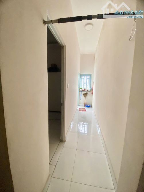 BÁN NHÀ TRƯỜNG CHINH Q12 - 3 TẦNG 120M2 ( 6M X 20M) - HẺM XE HƠI - 6.35 TỶ - 3