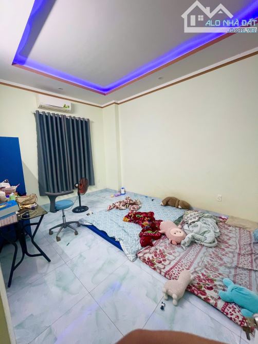 Bán nhà 1 trệt 2 lầu KDC Phú Gia 2, Trảng Dài, Biên Hòa, 83m2, giá 5 tỷ 900. - 3