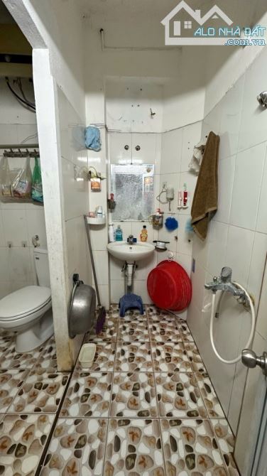 Bán căn tập thể Kim Liên tầng 4 , vị trí đẹp - 3