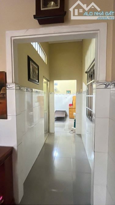 Bán nhà 1 trệt 1 lầu phường Tam Hiệp hẻm ô tô shr thổ cư giá 2ty750 TL - 3