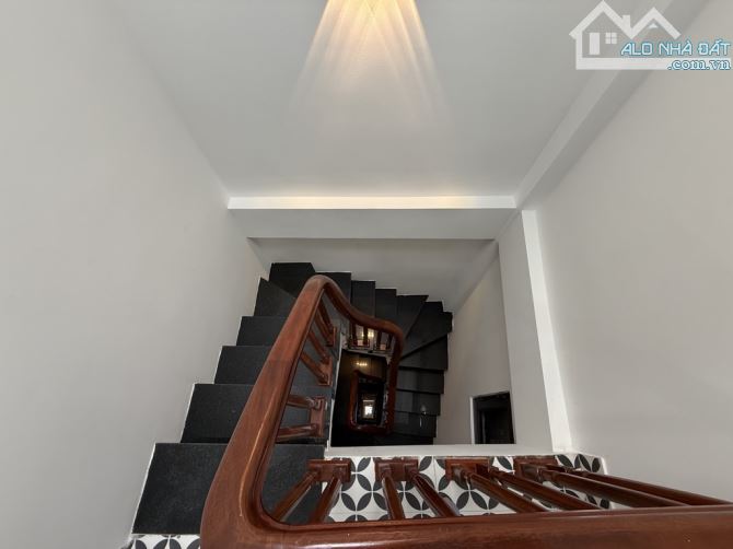 Bán nhà phố Kim Giang 6 tầng lô góc, thang máy, ô tô, nhỉnh 10 tỷ. - 3