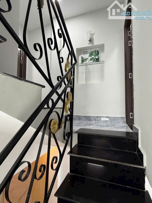 NHÀ ĐẸP 3 TẦNG  HẺM DƯƠNG BÁ TRẠC  QUẬN 8 - 3