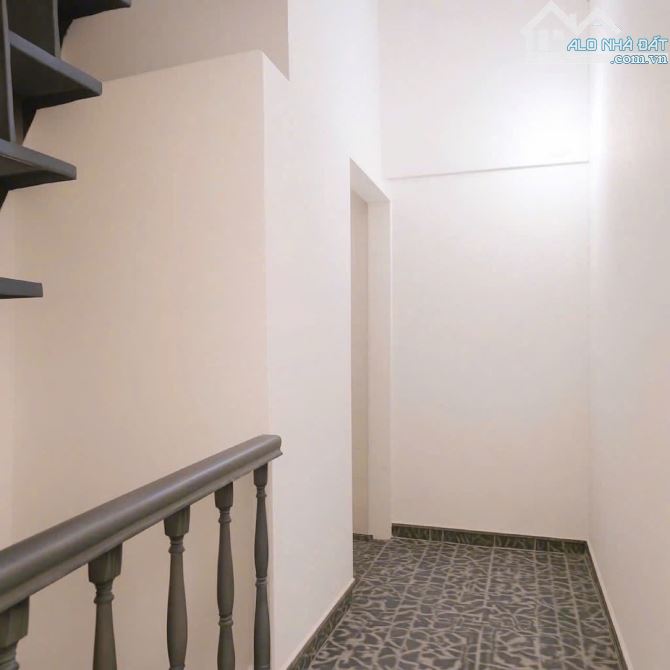 Bán nhà Hẻm xe tải QUẬN 3 - Lê Văn Sỹ - 4 x 8.5 m - 3 Tầng - 9 tỷ - 3